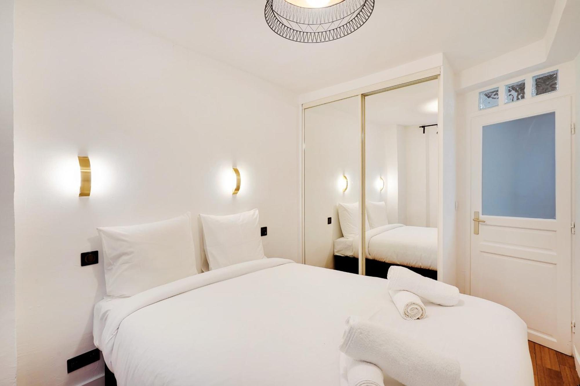 Marais - Vosges Luxury Flat Apartment ปารีส ภายนอก รูปภาพ